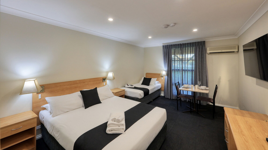 Bedroom 14