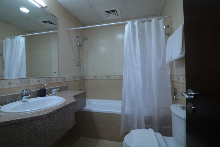 Bathroom 2, Piks Key - Oasis High Park, Dubai