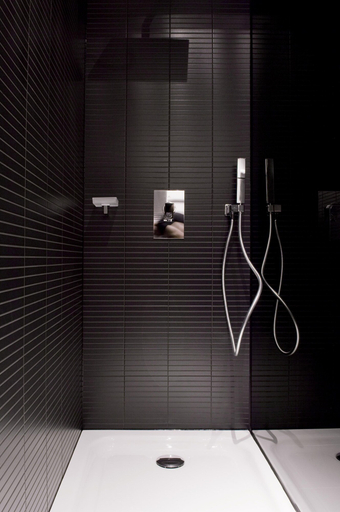 Bathroom 3, Carbon Hotel - Different Hotels, Limburg