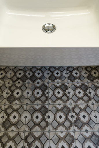 Bathroom 5, Hotel Rappen, Freiburg im Breisgau