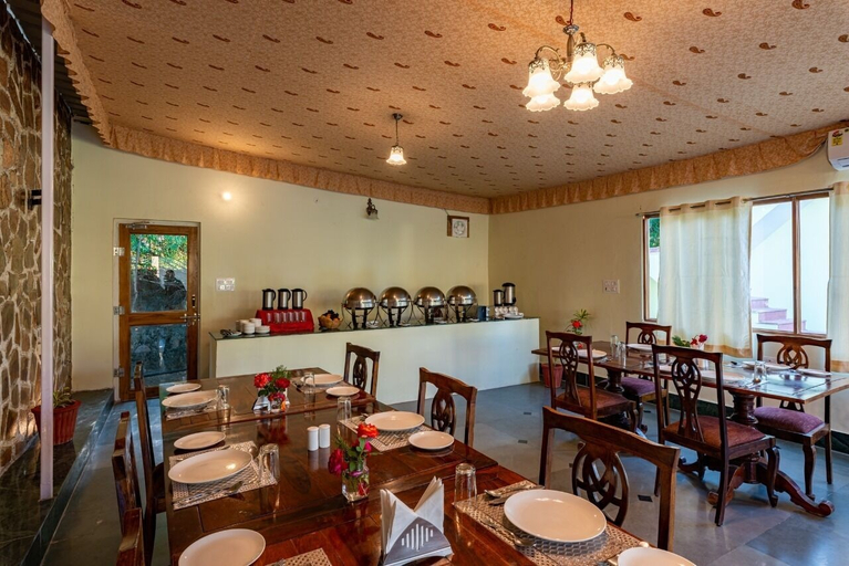 Food & Drinks 5, Jungle Cave Resort, Sawai Madhopur