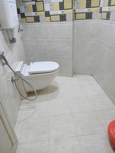 Bathroom, Hotel Central Park, Thane