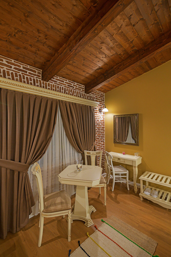 Others 5, Casa Gaçe Hotel, Korçës