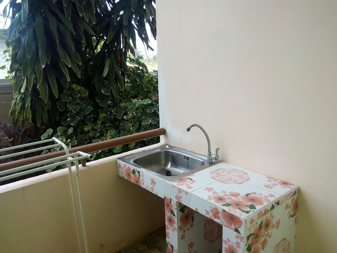 Bathroom 5, Peace Pool Resort, Khun Han