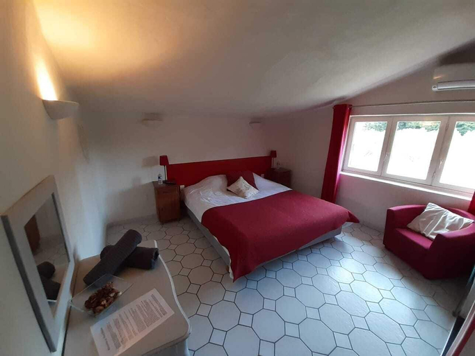 Bedroom 3, Le Vieux Platane, Vaucluse