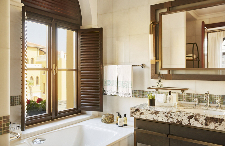 Bathroom 5, Four Seasons Hotel Istanbul at Sultanahmet - Special Class, Fatih
