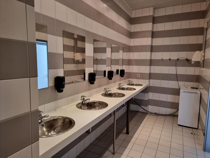 Bathroom, LaOla Living - Hostel, Essen