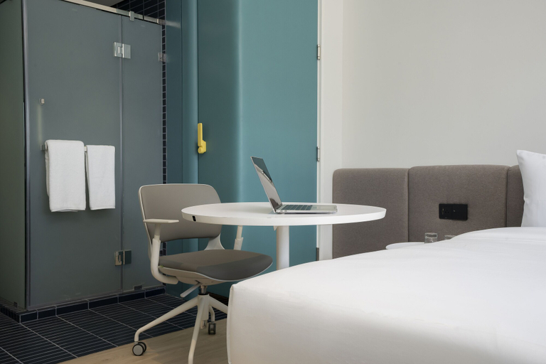 Bedroom 3, Go Hotel Bowin, Si Racha