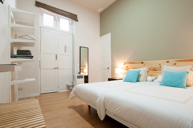 Bedroom 2, Triana Bella Suites, Las Palmas