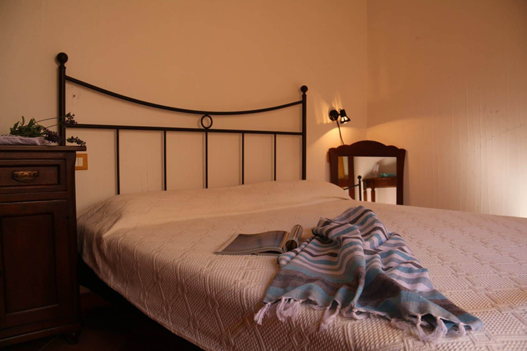 Bedroom 2, Casa Cipro 1 Bedrooms Apartment in Lu Bagnu, Sassari