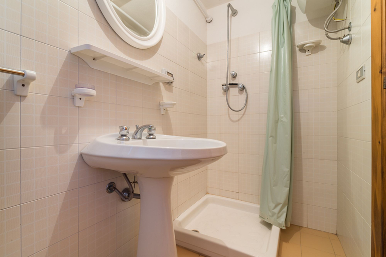 Bathroom 2, AffittaSardegna - Il Pineto 1, Nuoro