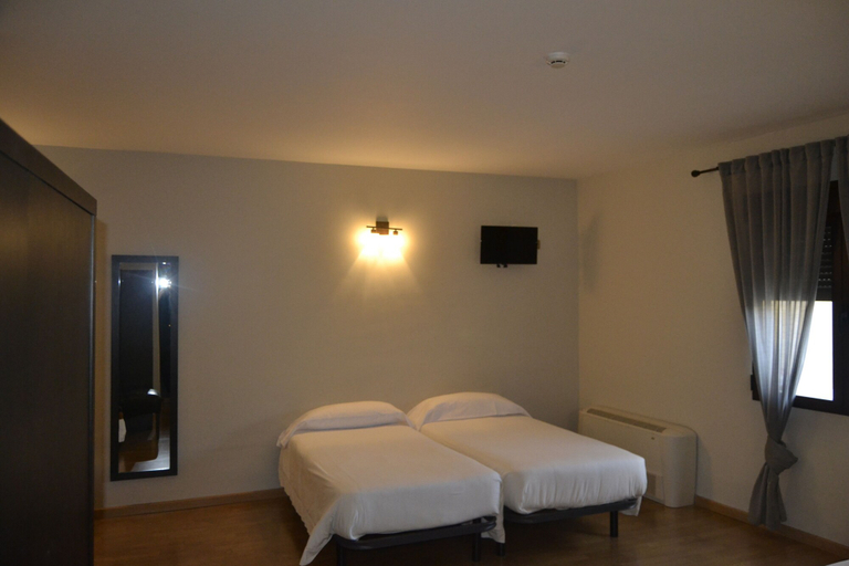 Bedroom 3, Hotel el Tratado, Valladolid