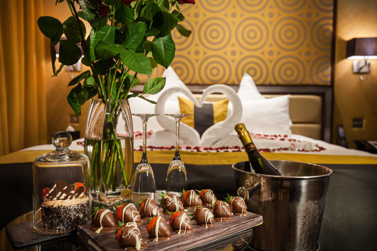 Food & Drinks 5, Montcalm Piccadilly Townhouse, London West End, London