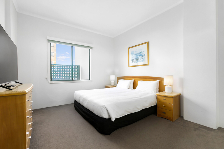 Bedroom 3, AEA The Coogee View Serviced Apartments, Sydney