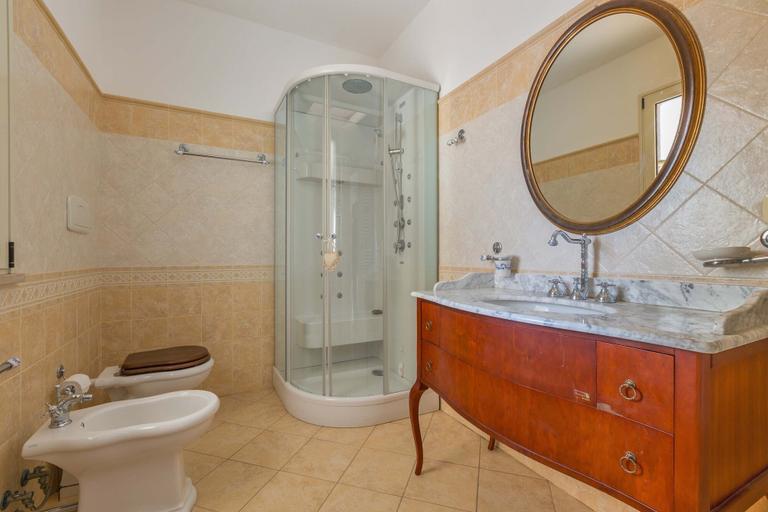 Bathroom 4, 2758 Villa Ester by Barbarhouse, Lecce
