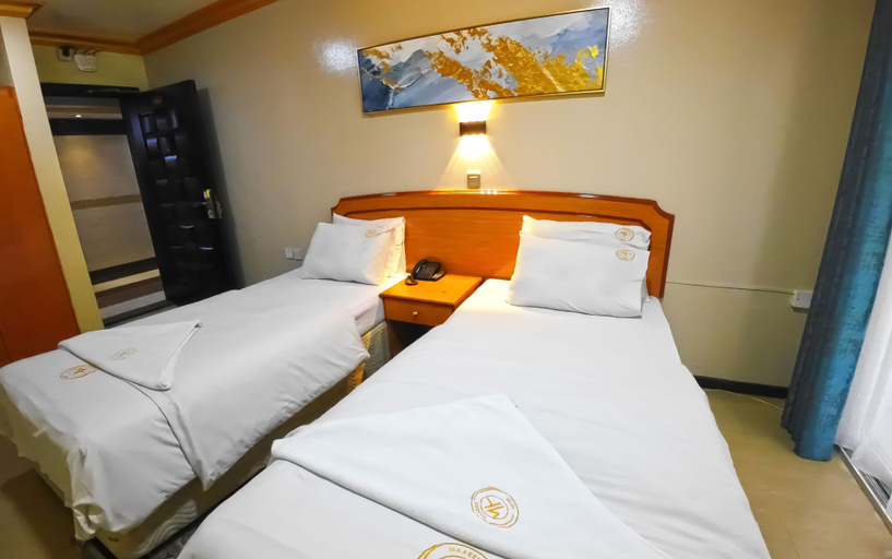 Bedroom 3, Maaeen Hotel, Dubai