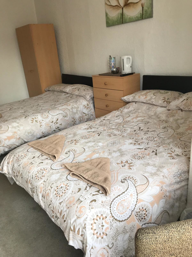 Bedroom 4, Montgomery Hotel, Blackpool