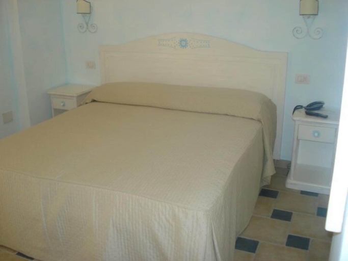 Bedroom 3, Hotel Patti, Olbia-Tempio