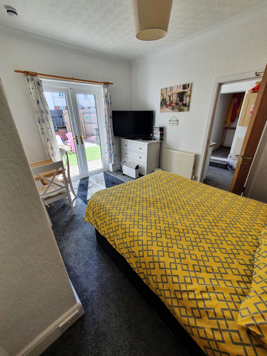 Bedroom 2, Singer House, Torbay