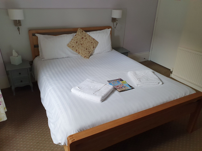 Bedroom 4, Alexandra Hotel, Dorset