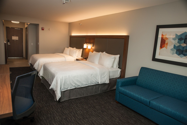 Bedroom 5, Holiday Inn Express & Suites NORFOLK, Madison