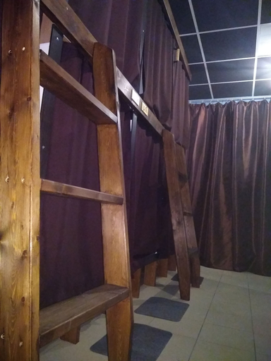 Others 3, Cub-a Capsule hostel, North-Western
