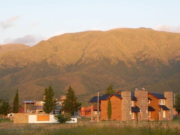 Exterior & Views 2, Winds Hill Resort & Spa, Chacabuco