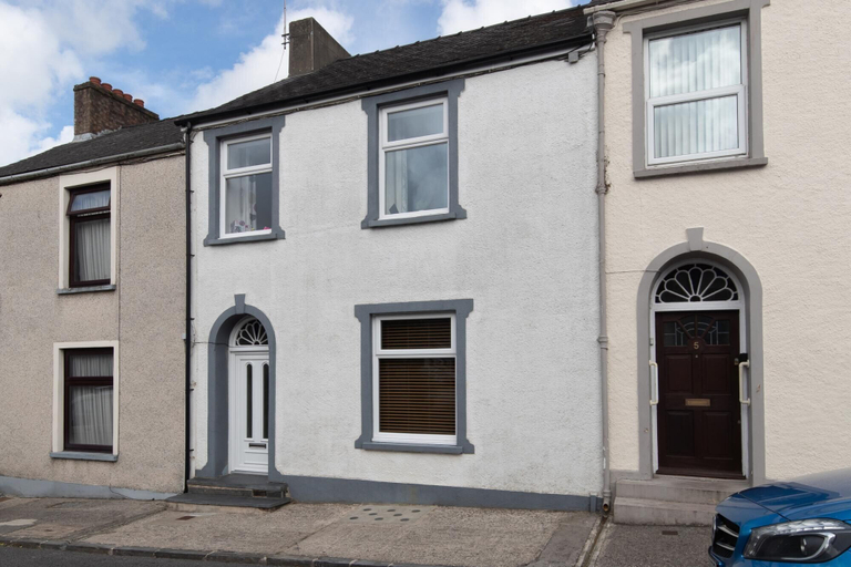Exterior & Views 2, Falcon House in Pembroke Dock, Pembrokeshire