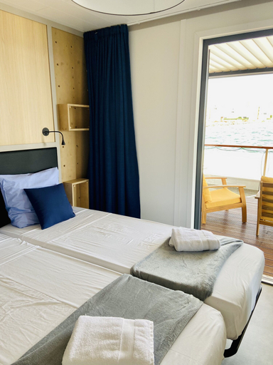 Bedroom 3, Les Ilots de Gruissan, Aude