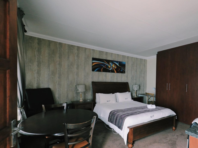 Bedroom 4, Ledumo Lodge, Nkangala