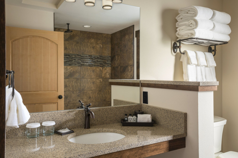 Bathroom, Inn at Gamble Sands, Okanogan