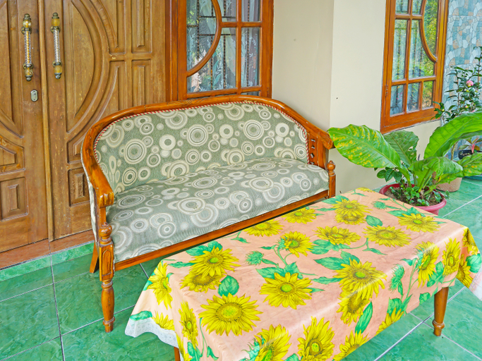 Bedroom 4, SPOT ON 91527 As-sakinah Homestay Syariah, Malang