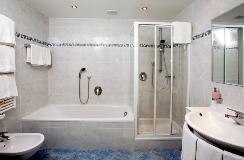 Bathroom 3, Residence Palmai, Bolzano