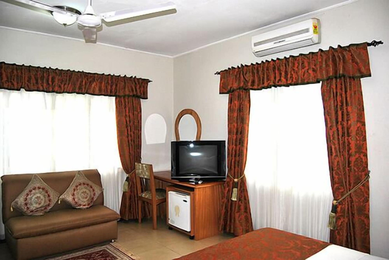 Bedroom 4, Acacia Lodge, North Legon, Ga East