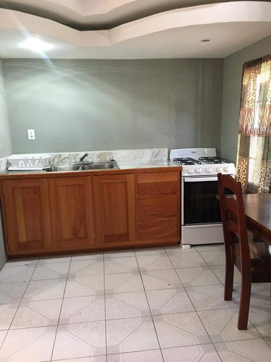 Others 5, Lorraine's Guest House
