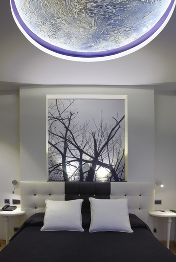 Bedroom 4, Hotel Campoamor, Asturias