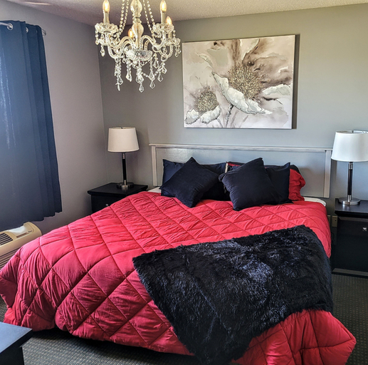 Bedroom 3, Service Plus Inns & Suites Drayton Valley, Division No. 11