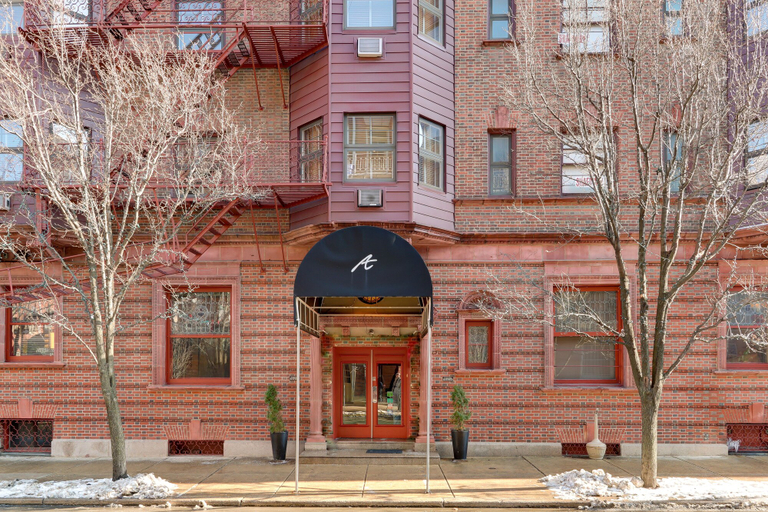 Exterior & Views 2, Alexander Inn, Philadelphia