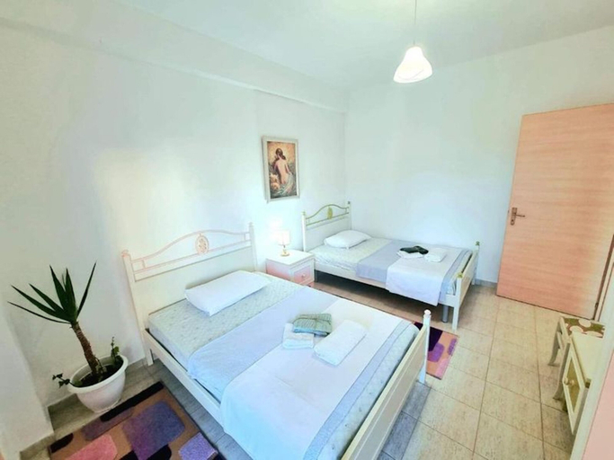 Bedroom 2, Vlore Sea Apartments, Vlorës