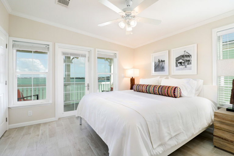 Bedroom 3, Little Torch Cottages, Monroe