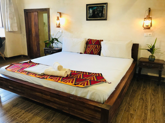 Bedroom 2, Cafe Central, Mossuril
