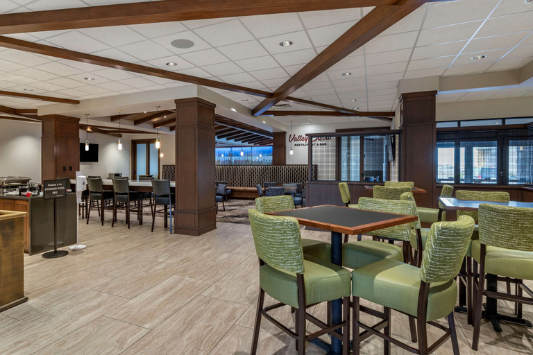 Food & Drinks 5, Best Western Premier Pasco Inn & Suites, Franklin