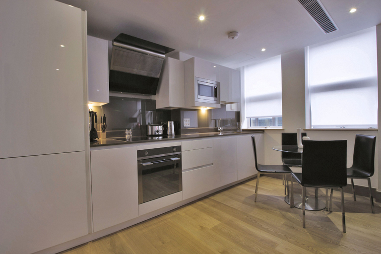 Others 5, Red Lion Court by Servprop, London