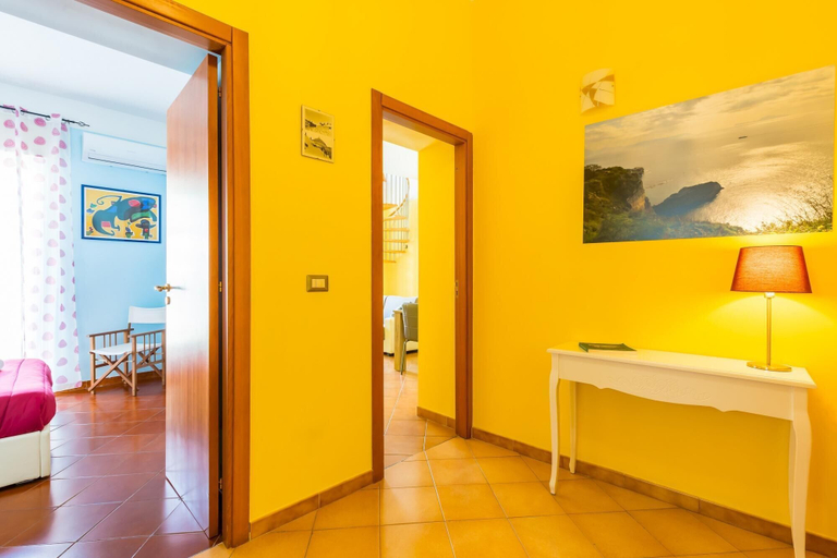 Bedroom 3, Terrazza San Paolo by Napoliapartments, Napoli
