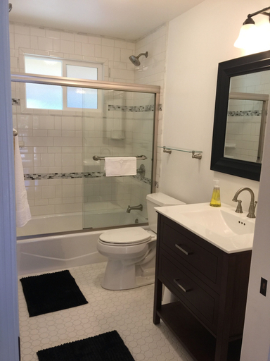 Bathroom 3, Aarons Cottage, Hawaii
