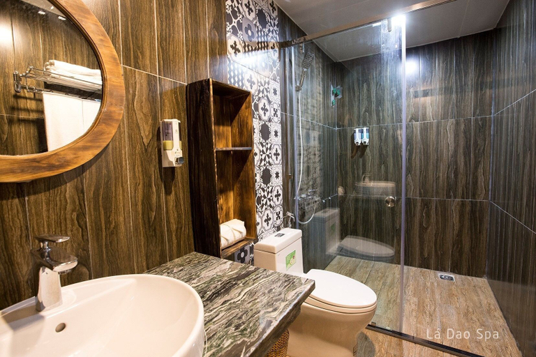 Bathroom, La Dao Spa Homestay, Sa Pa