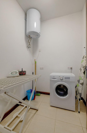 Bathroom 4, Modern 3BR Apartment in the Centre of Sliema