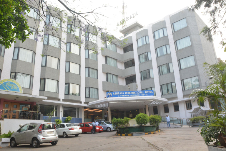 Exterior & Views 2, Ashraya International Hotel, Bangalore