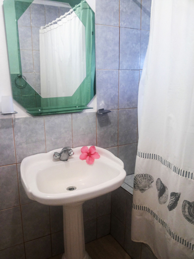 Bathroom 4, Tupa Hotel, ísla de Pascua