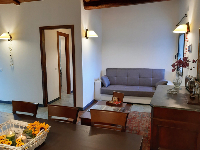 Living area, Casa La Violara, Genova
